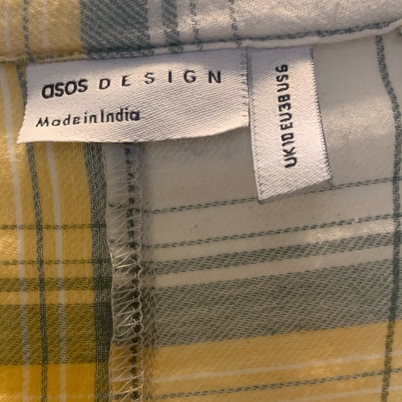 Button up top - Picture 6 of 6